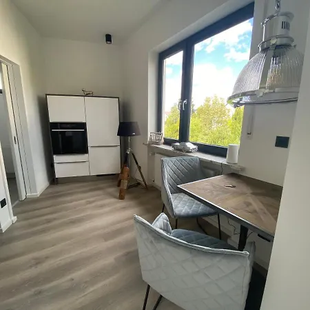 Apartamento Surland Apartments, 4 *