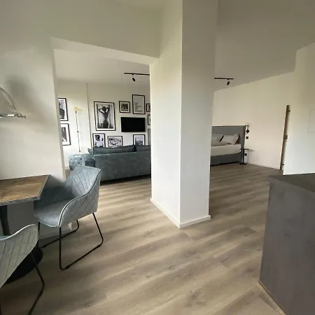 Surland Apartments, 4 *